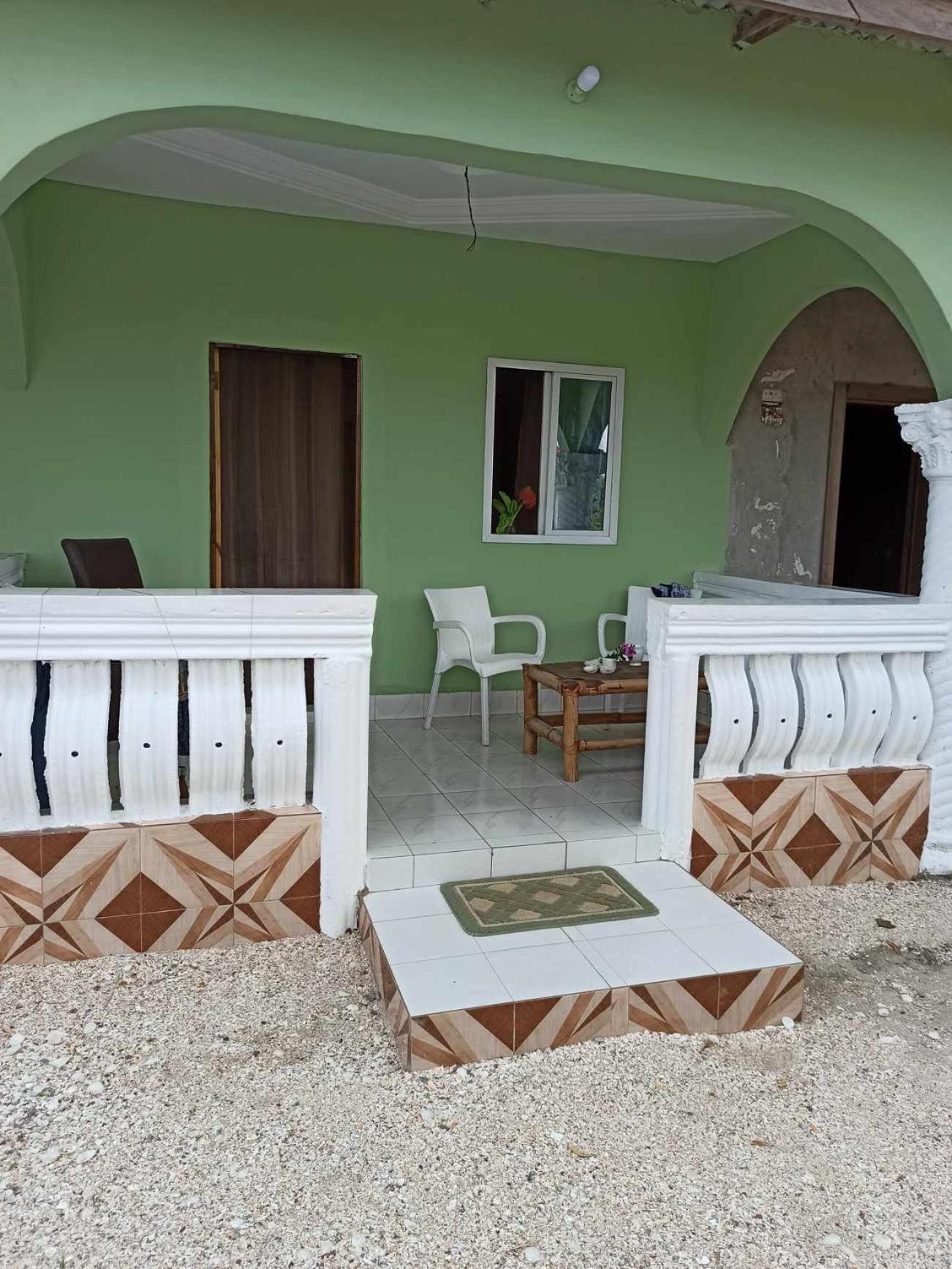 Bosofet Beach And Creek Lodge Sanyang Exteriör bild
