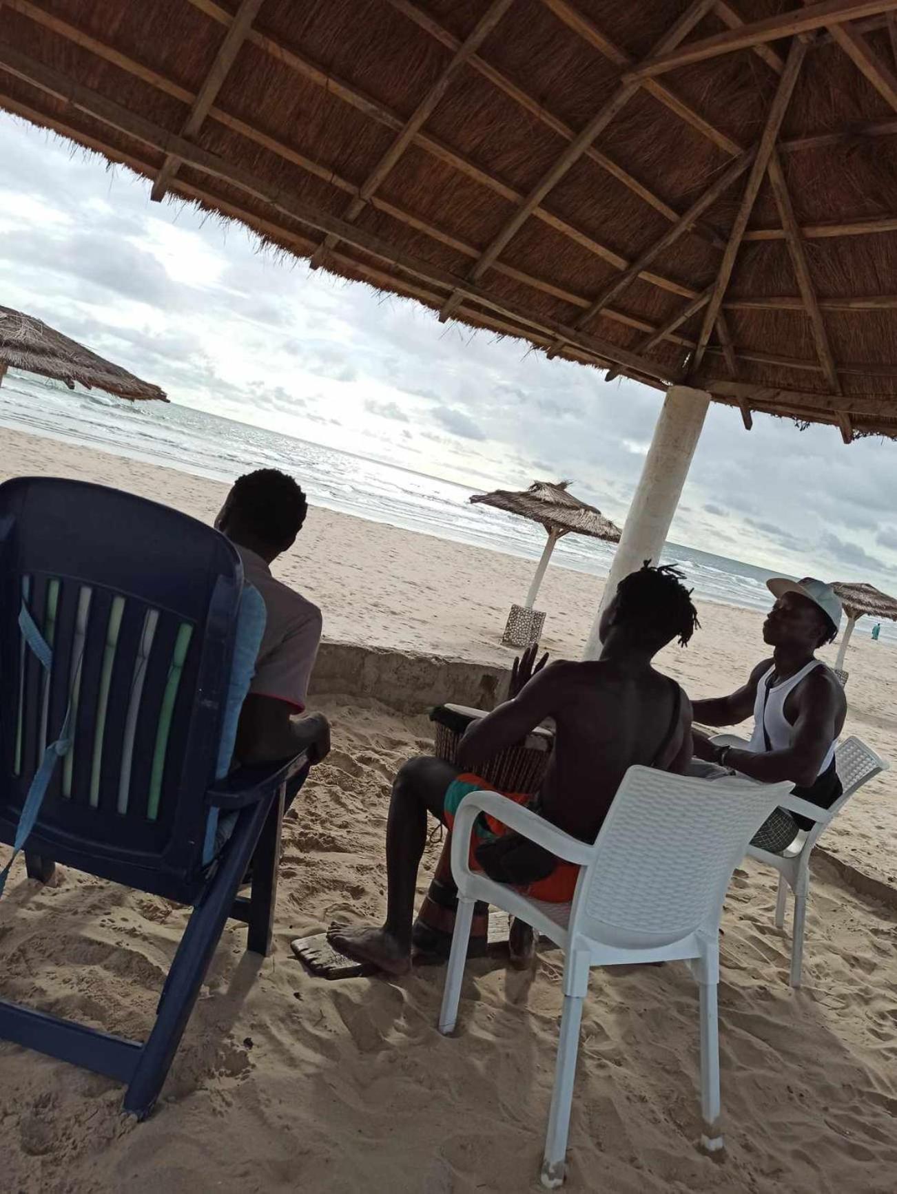 Bosofet Beach And Creek Lodge Sanyang Exteriör bild