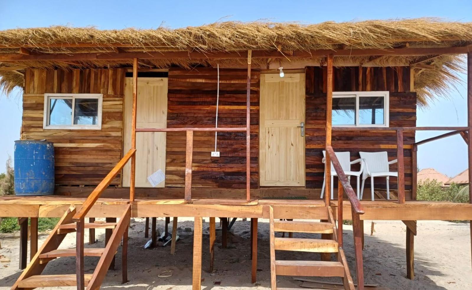 Bosofet Beach And Creek Lodge Sanyang Exteriör bild